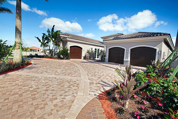 Best Driveway Resurfacing Pavers  in Coburg, OR